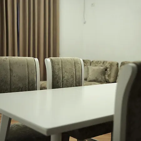 Duo Lux Golem (Tirana)