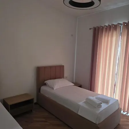 Duo Lux Апартаменты Голем
